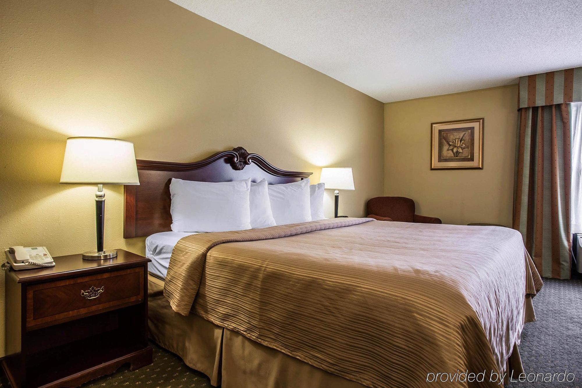 Quality Inn At The Park Fort Mill Exteriör bild