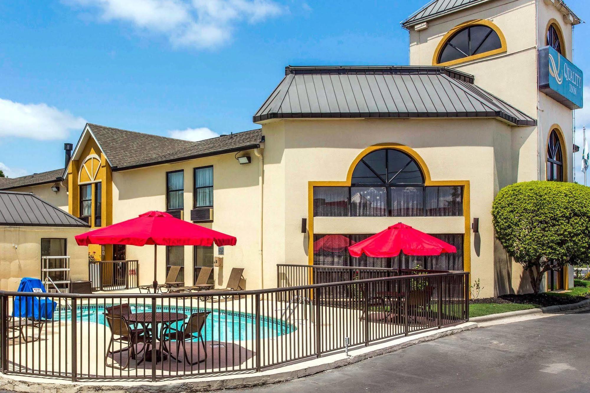 Quality Inn At The Park Fort Mill Exteriör bild