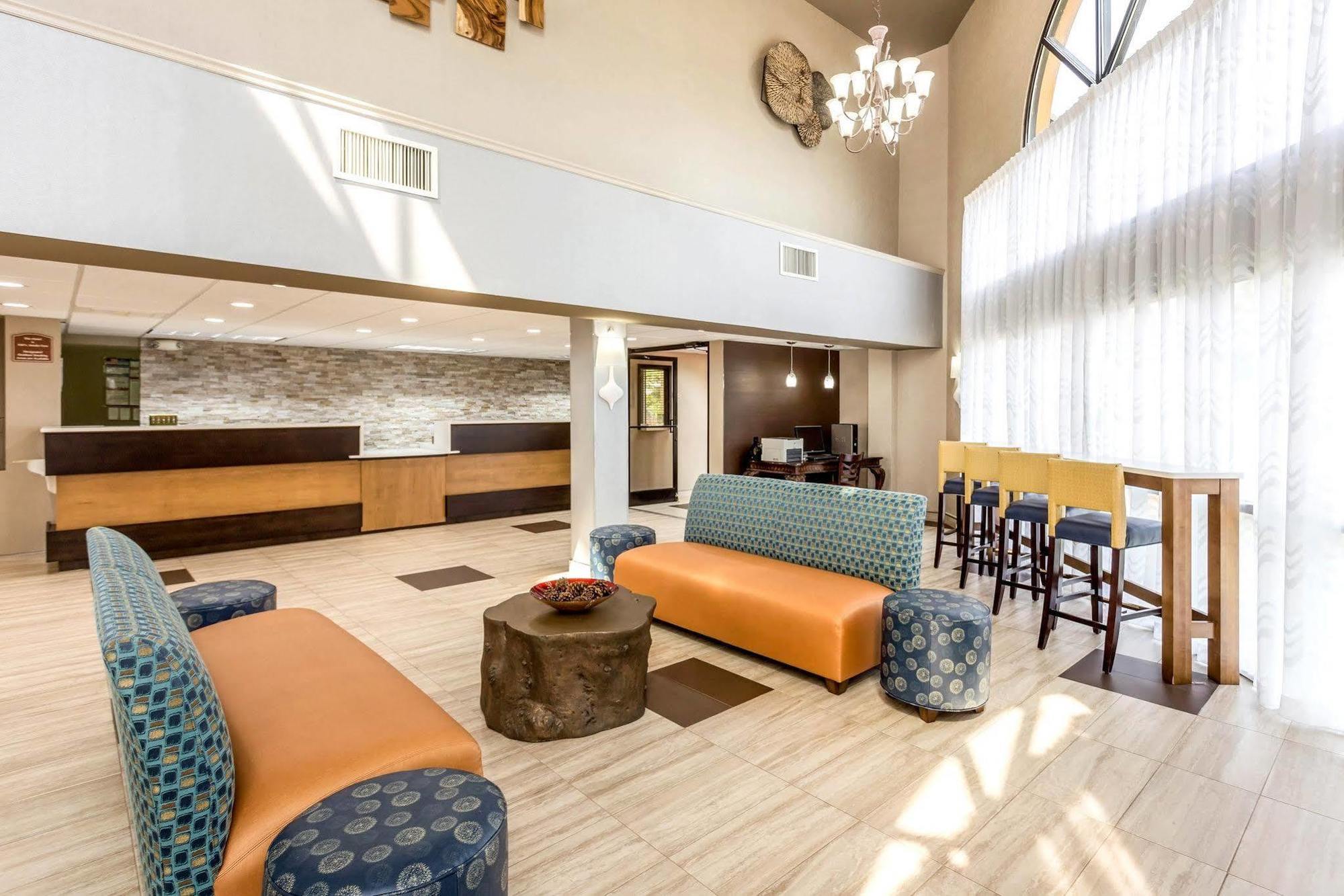 Quality Inn At The Park Fort Mill Exteriör bild